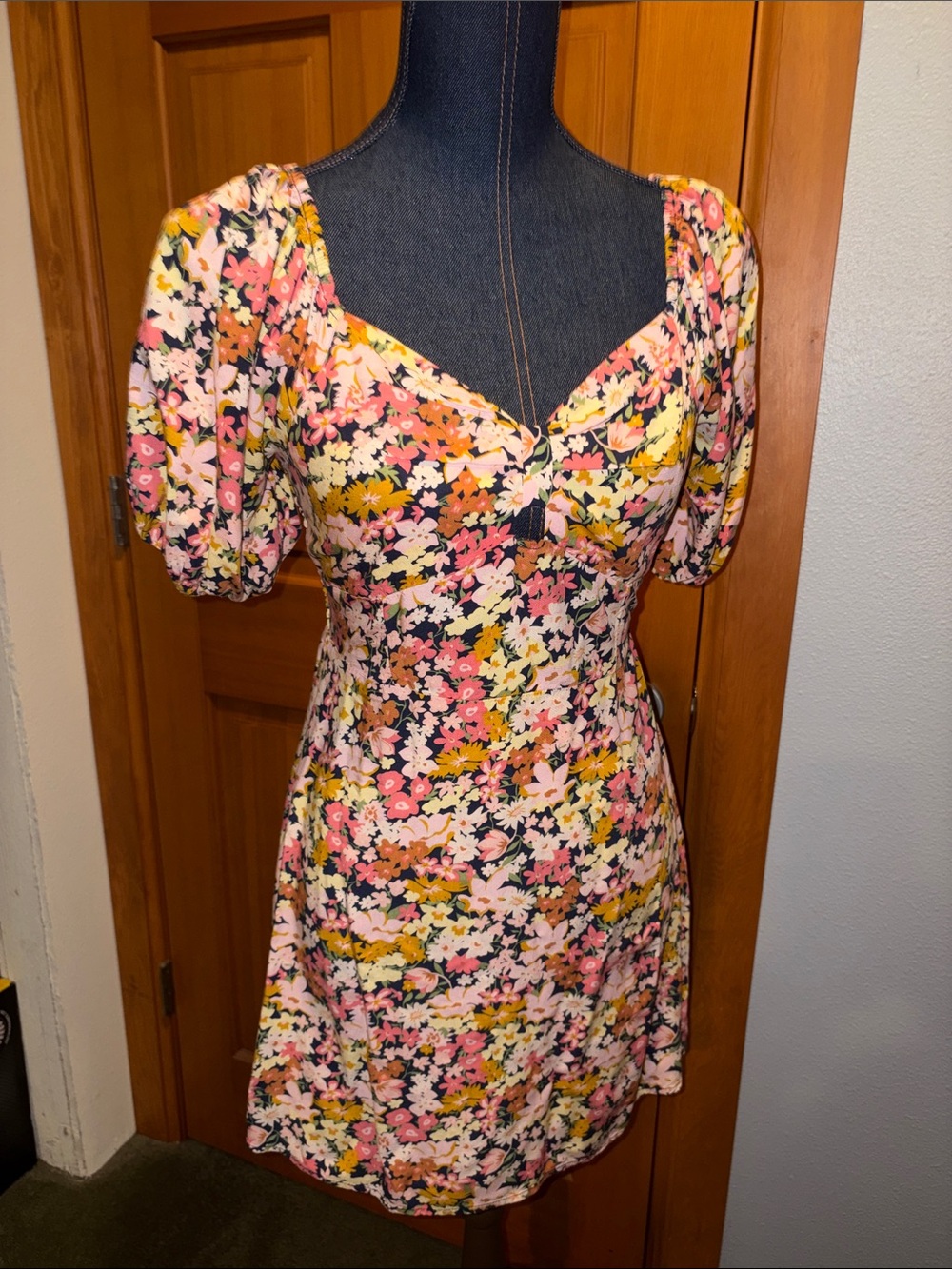 Billabong Pink, Yellow & Black Floral Puff-Sleeve Mini Dress
